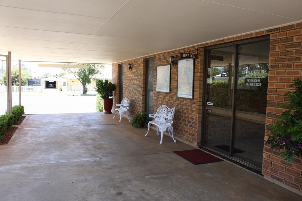 Mid Town Inn Narrabri Εξωτερικό φωτογραφία