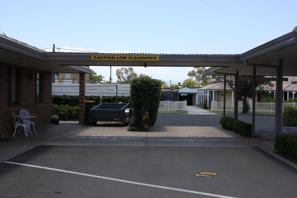 Mid Town Inn Narrabri Εξωτερικό φωτογραφία
