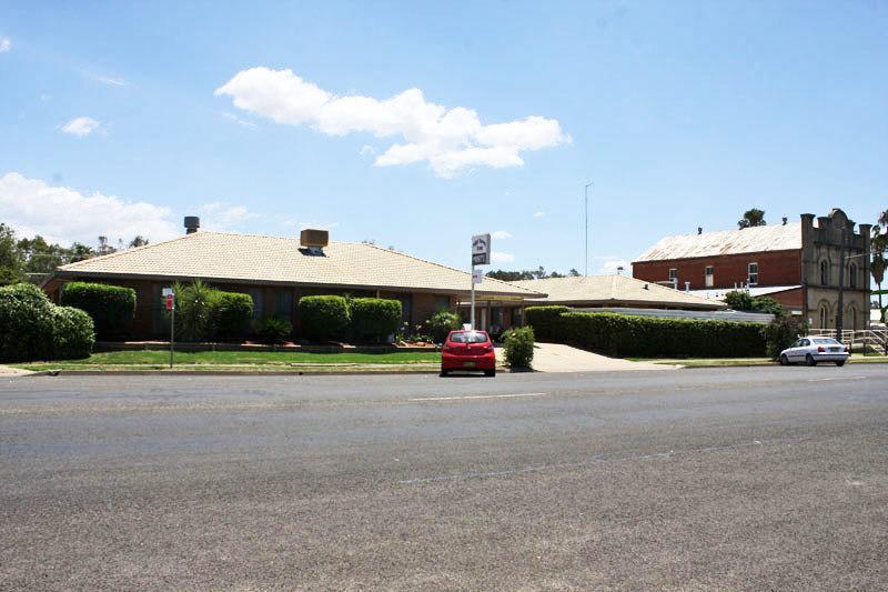Mid Town Inn Narrabri Εξωτερικό φωτογραφία