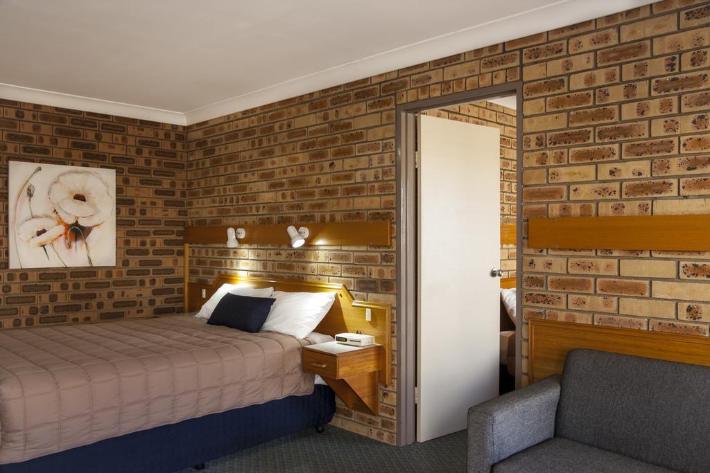 Mid Town Inn Narrabri Δωμάτιο φωτογραφία