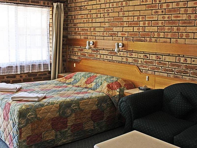 Mid Town Inn Narrabri Εξωτερικό φωτογραφία